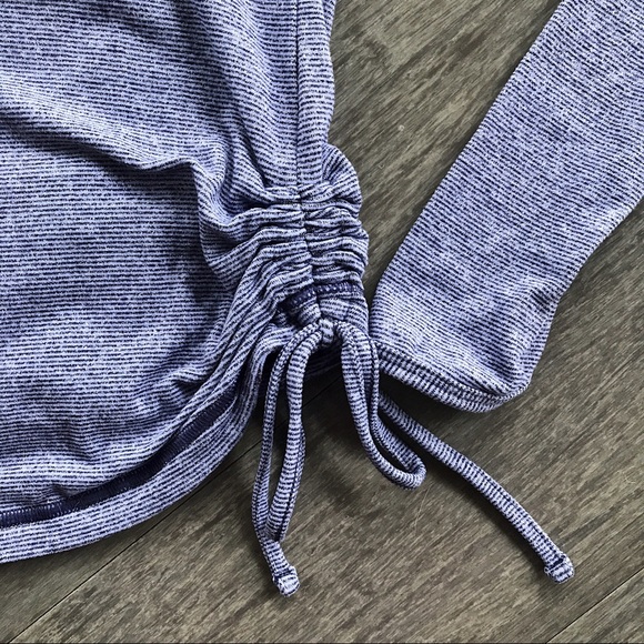 ⚡️FLASH SALE⚡️ LUCY Tech Blue Striped Long Sleeve Shirt - Picture 3 of 6